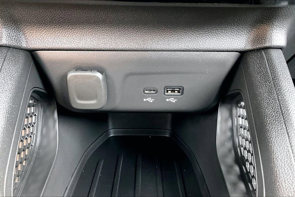Used 2026 Chevrolet TrailBlazer RS FWD image 32