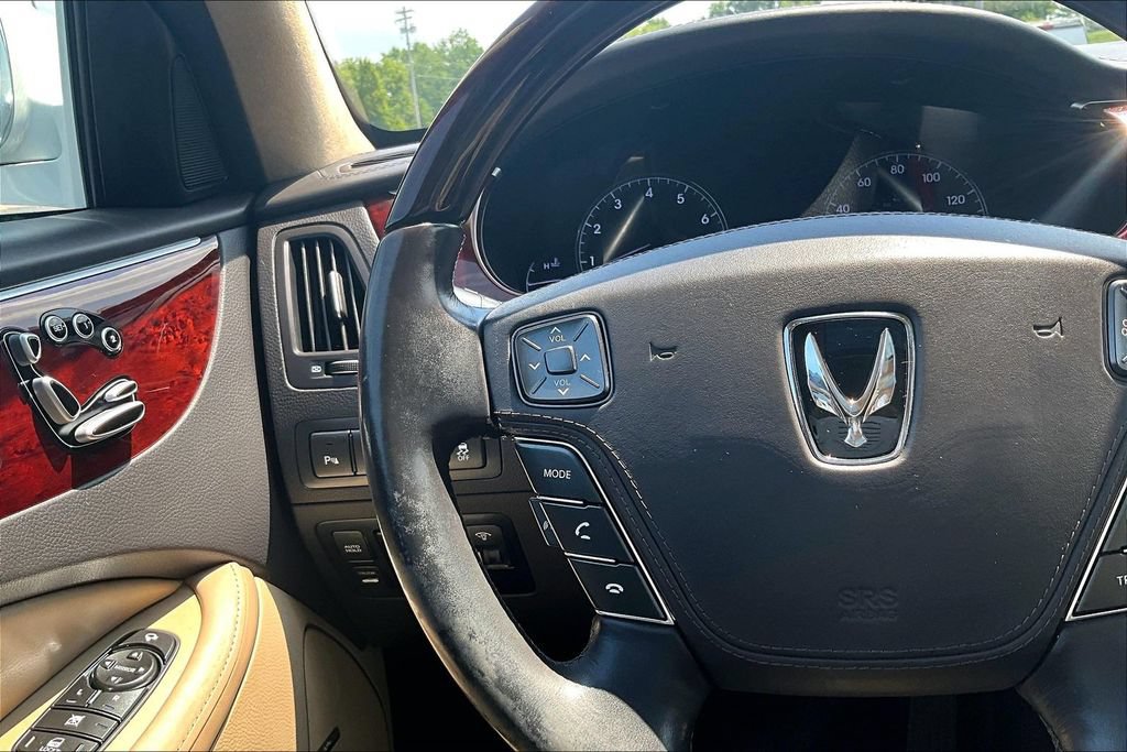 Used 2011 Hyundai Equus Ultimate RWD image 17