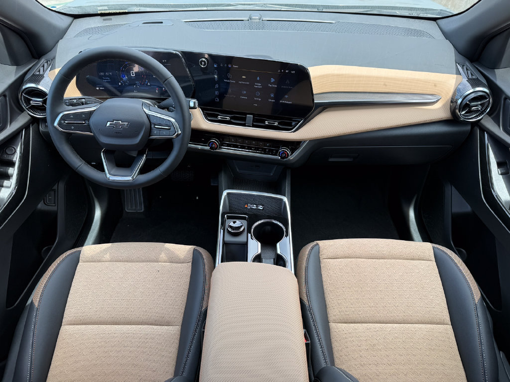 New 2027 Chevrolet Equinox ACTIV FWD image 11