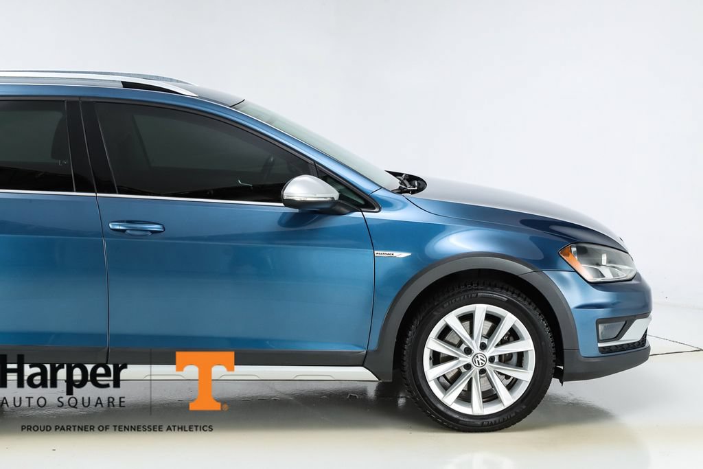 Used 2017 Volkswagen Golf Alltrack S AWD/4WD image 12