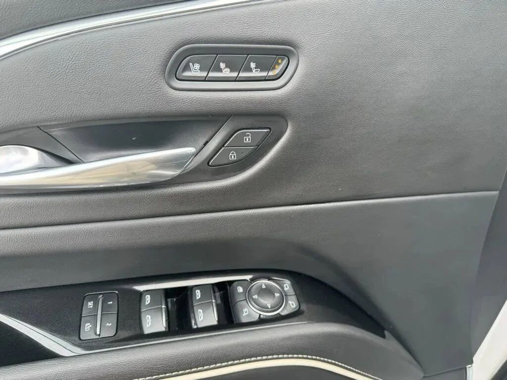 Used 2021 Cadillac Escalade Premium Luxury w/ Driver Assist Tech Package image 12