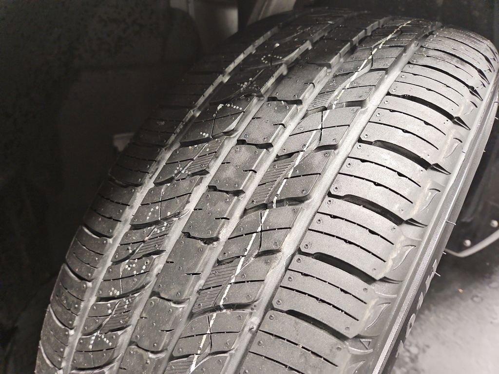 Used 2018 Volvo XC90 T6 Momentum w/ Convenience Package image 12