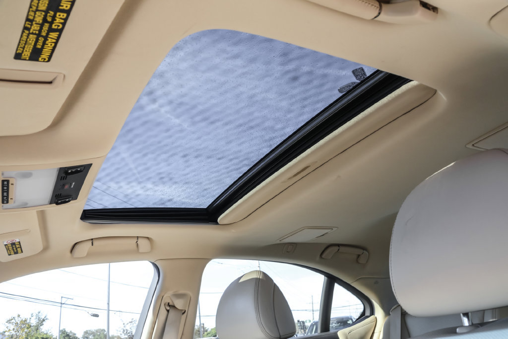 Used 2014 Lexus LS 460 AWD w/ Comfort Package image 9