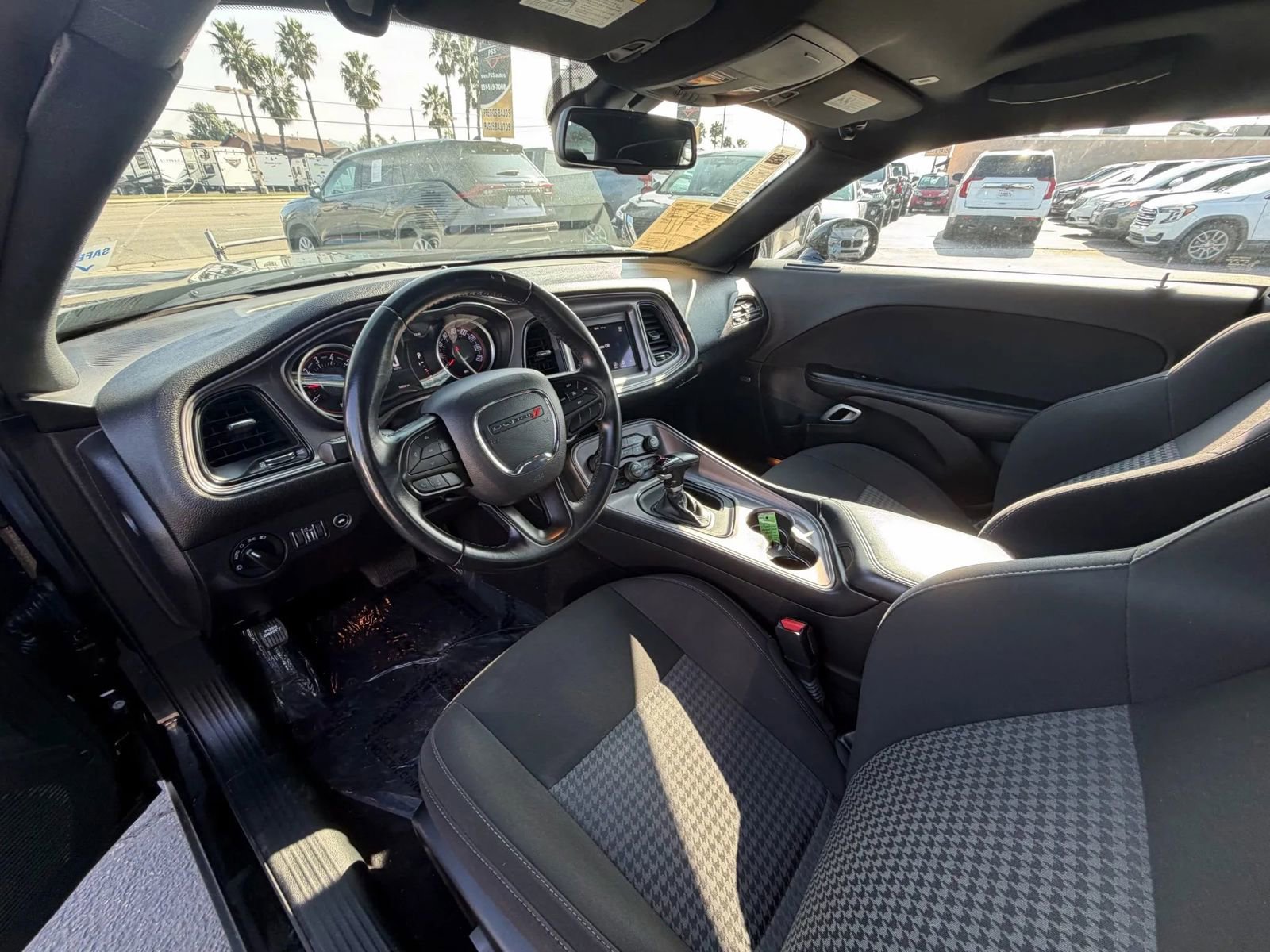 Used 2023 Dodge Challenger GT image 11