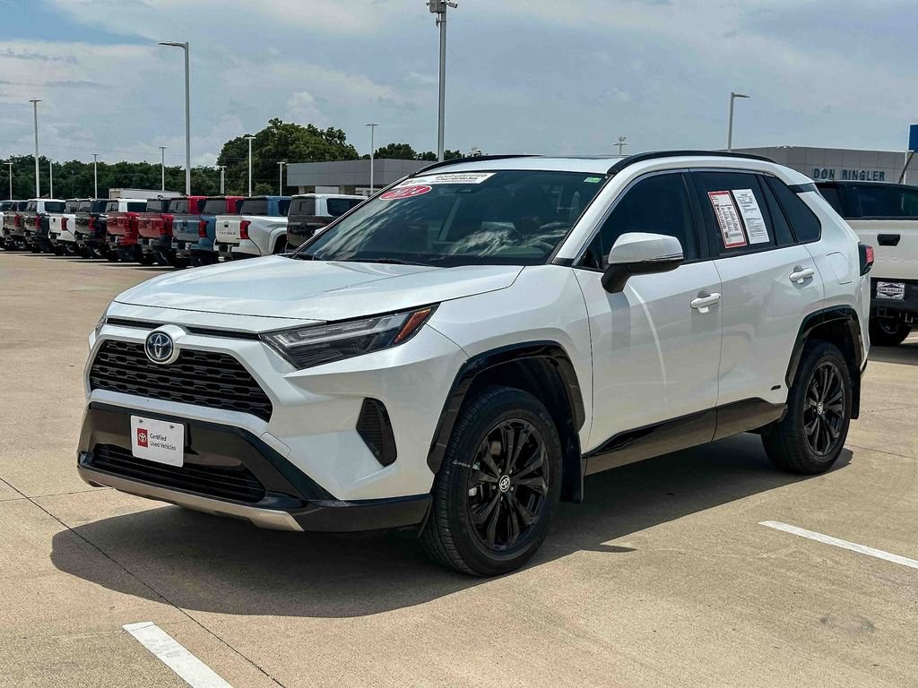 Certified 2024 Toyota RAV4 SE w/ Convenience Package AWD/4WD image 7