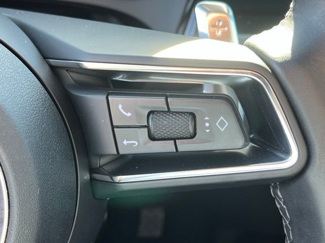 Used 2024 Porsche Macan image 16