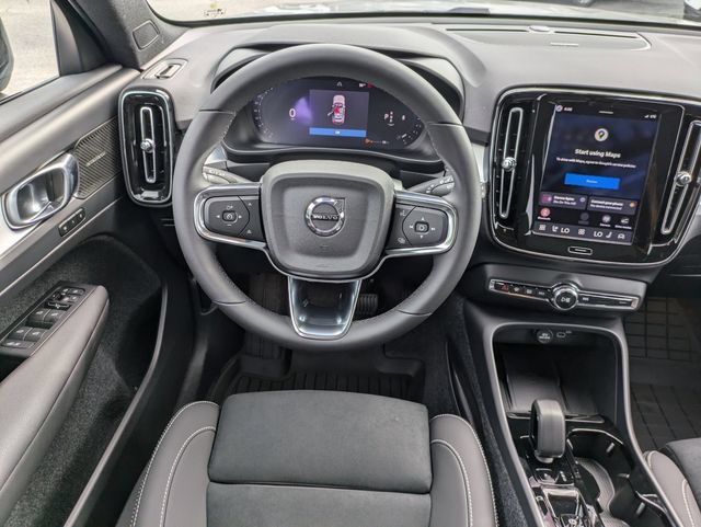 New 2026 Volvo XC40 B5 Ultra w/ Protection Package Premier AWD/4WD image 16