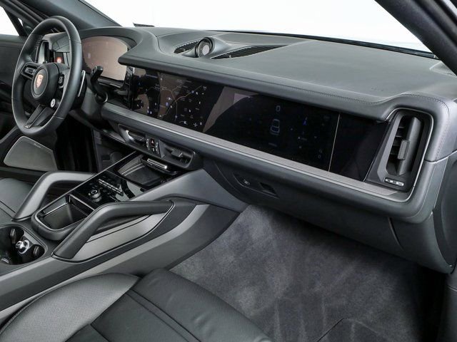 New 2026 Porsche Cayenne S image 25