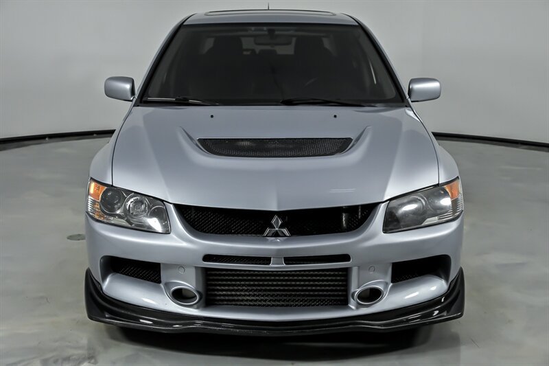 Used 2006 Mitsubishi Lancer Evolution AWD/4WD image 4