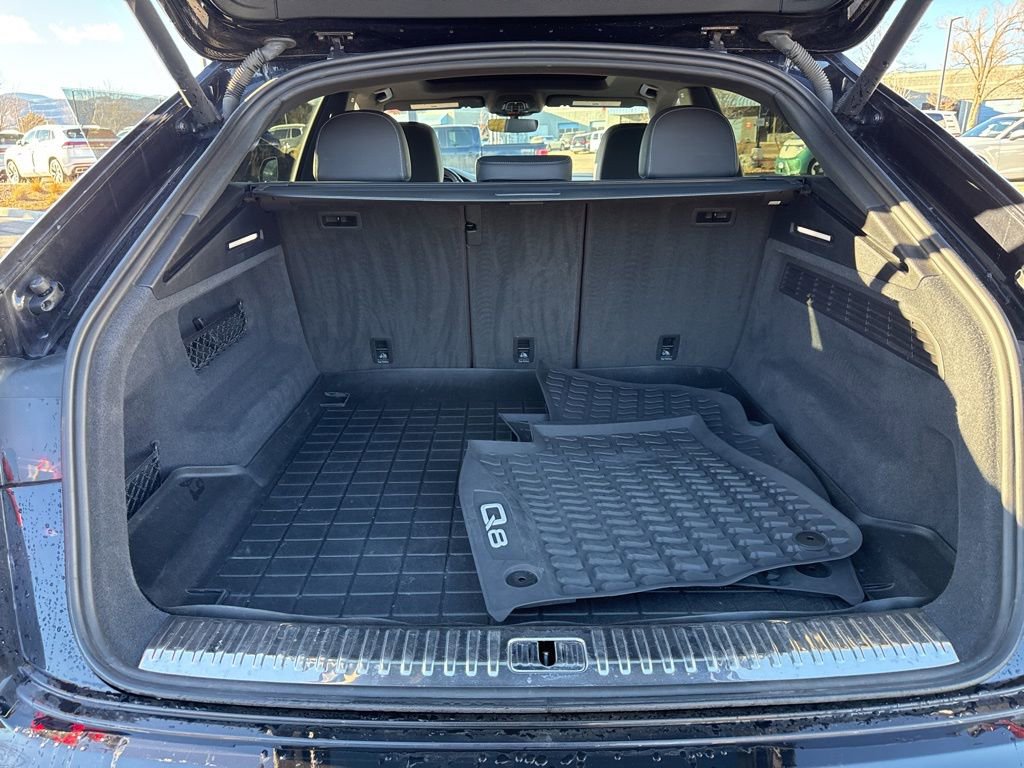 Used 2019 Audi Q8 Premium w/ Convenience Package image 25