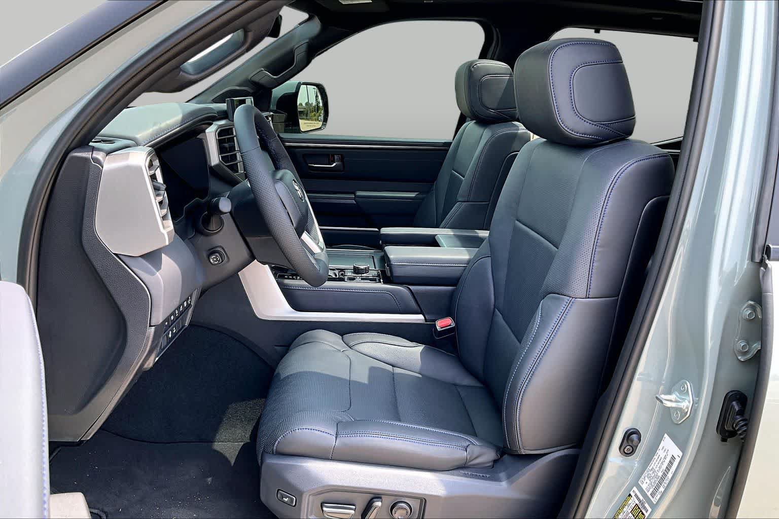 New 2026 Toyota Tundra Platinum w/ TRD Off-Road Package AWD/4WD image 9
