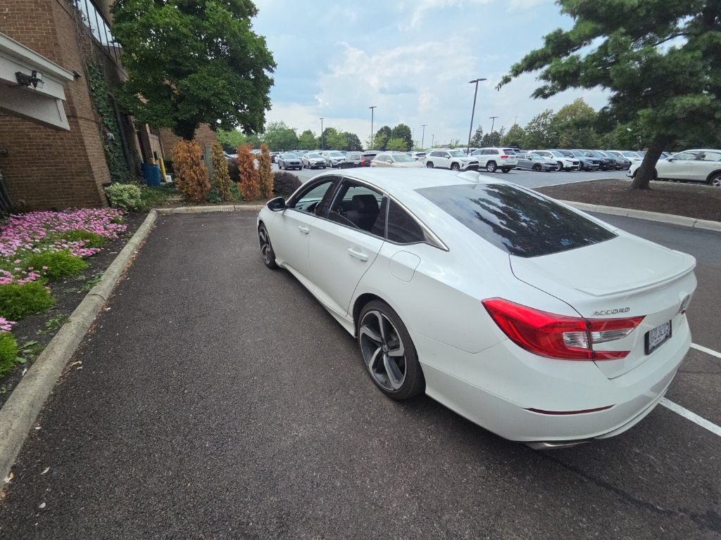 Used 2020 Honda Accord Sport image 6