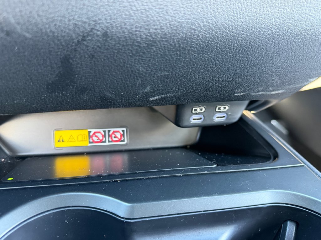 Certified 2025 Lexus UX 300h AWD w/ Accessory Package (Z1) image 22