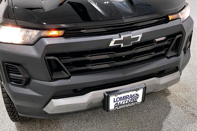 Used 2023 Chevrolet Colorado Trail Boss w/ Technology Package image 34