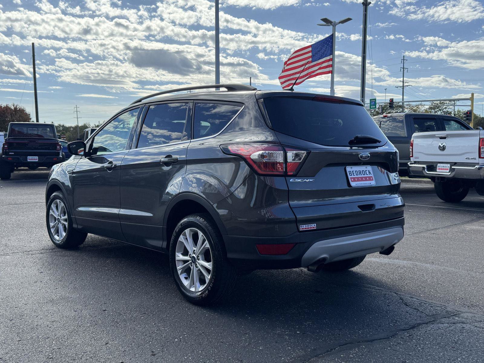 Used 2018 Ford Escape SE AWD/4WD image 5