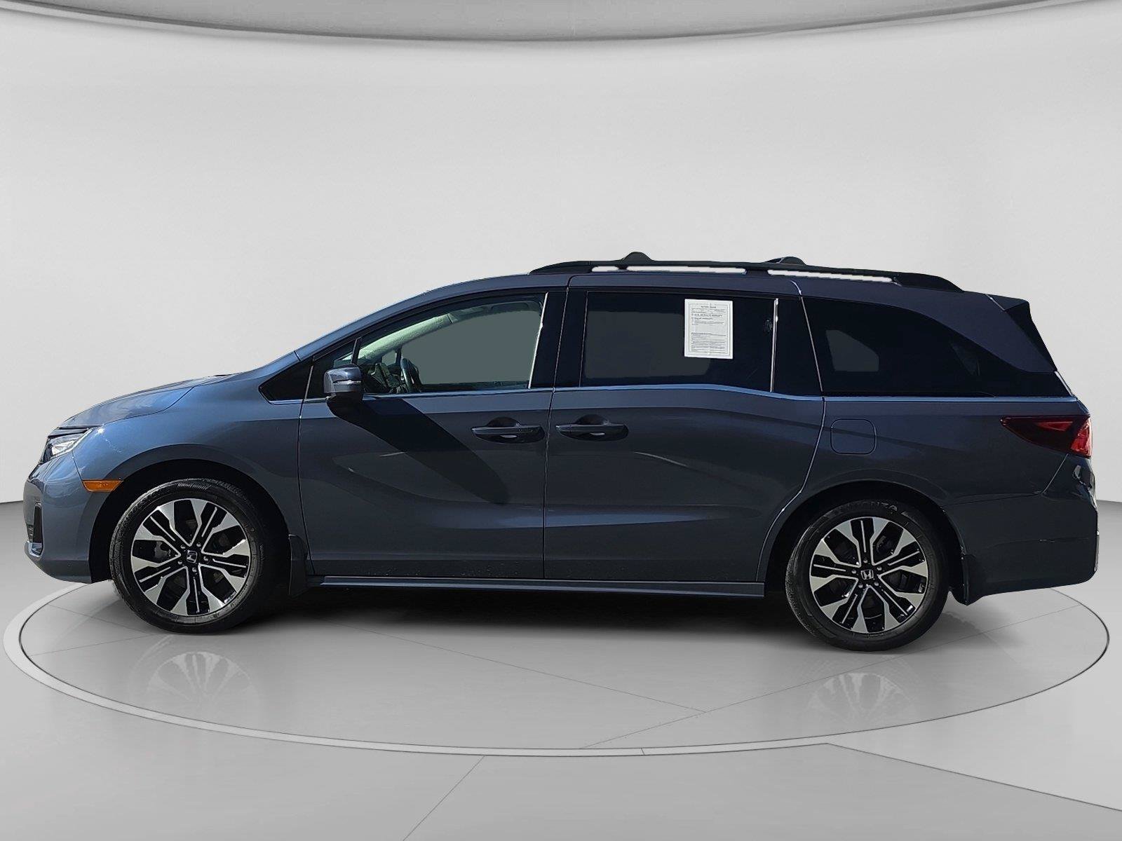 New 2025 Honda Odyssey Elite image 2