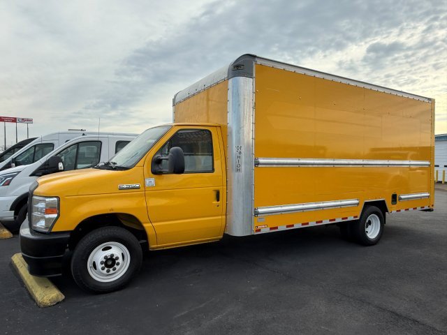 Used 2022 Ford E-350 and Econoline 350 Super Duty RWD image 4