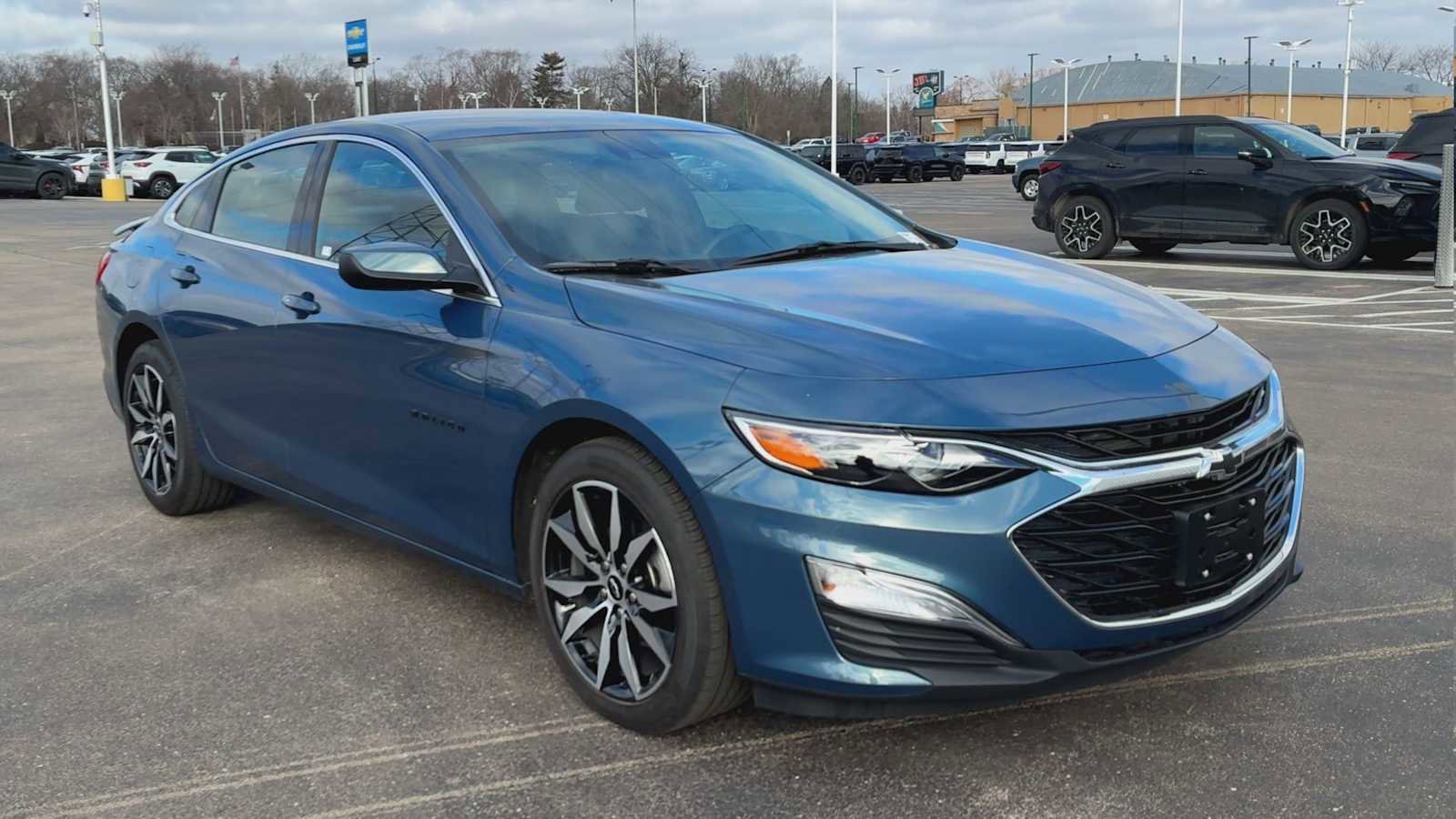 Certified 2025 Chevrolet Malibu RS w/ LPO, Floor Liner Package image 8