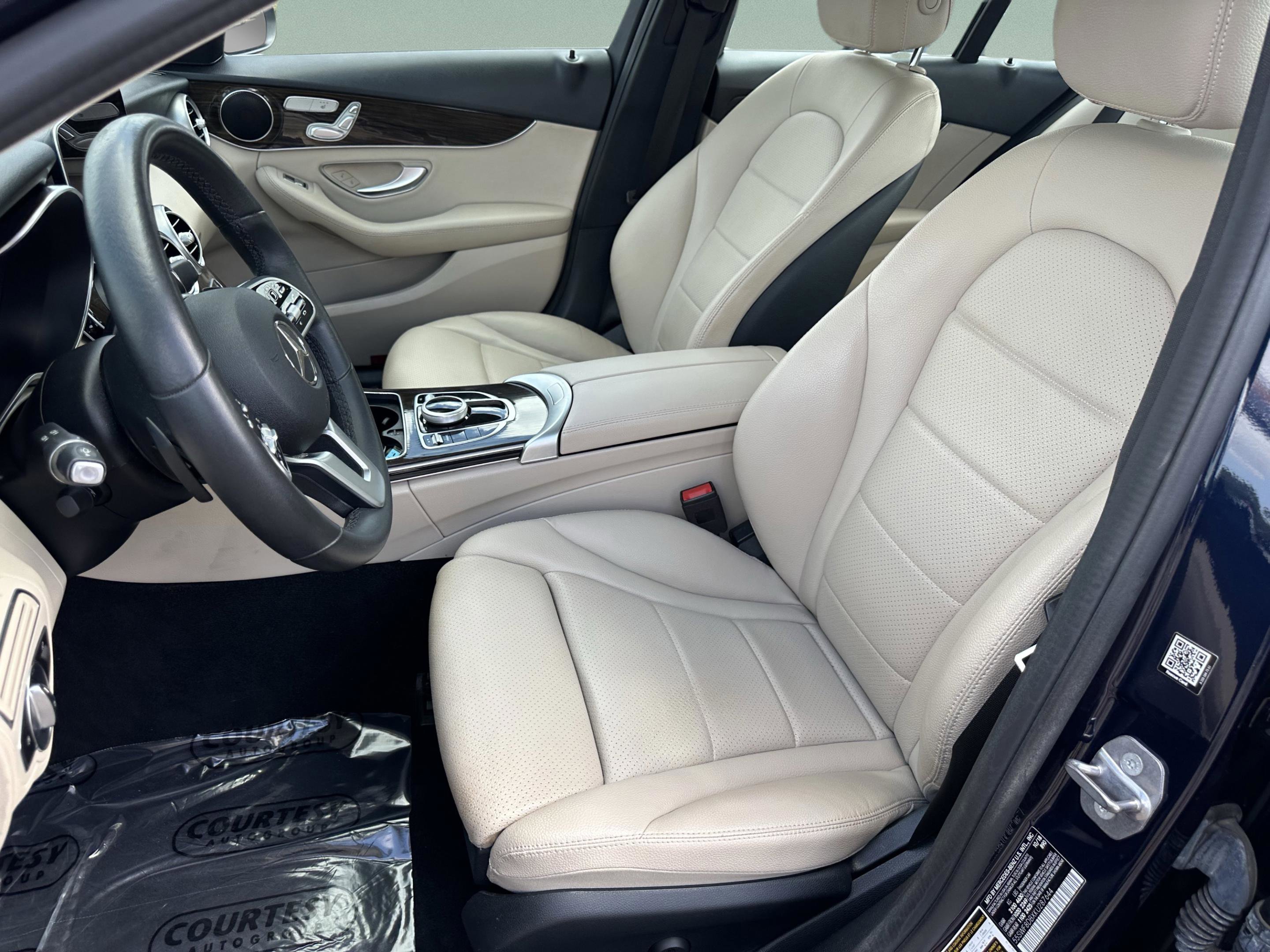 Used 2019 Mercedes-Benz C 300 Sedan image 19