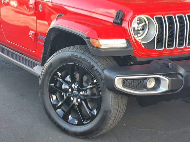 Certified 2025 Jeep Wrangler Unlimited Sahara image 3