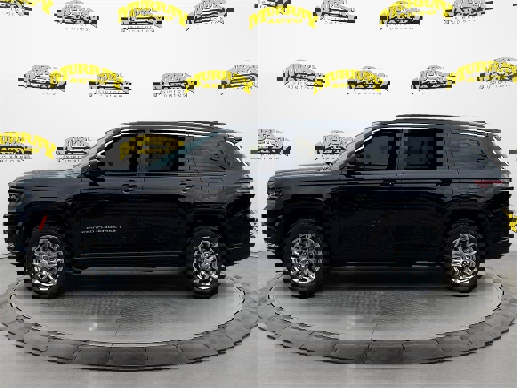 New 2025 Jeep Grand Cherokee L Laredo w/ Luxury Tech Group I image 2