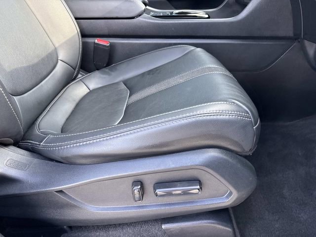 Used 2023 Honda Pilot Touring image 11