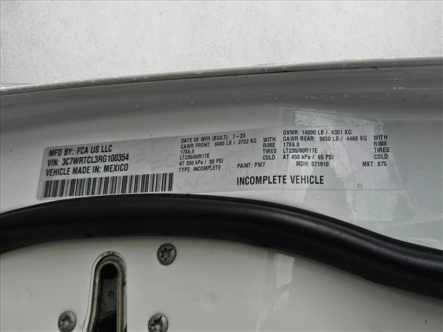 Used 2024 RAM 3500 Tradesman w/ Chrome Appearance Group AWD/4WD image 21
