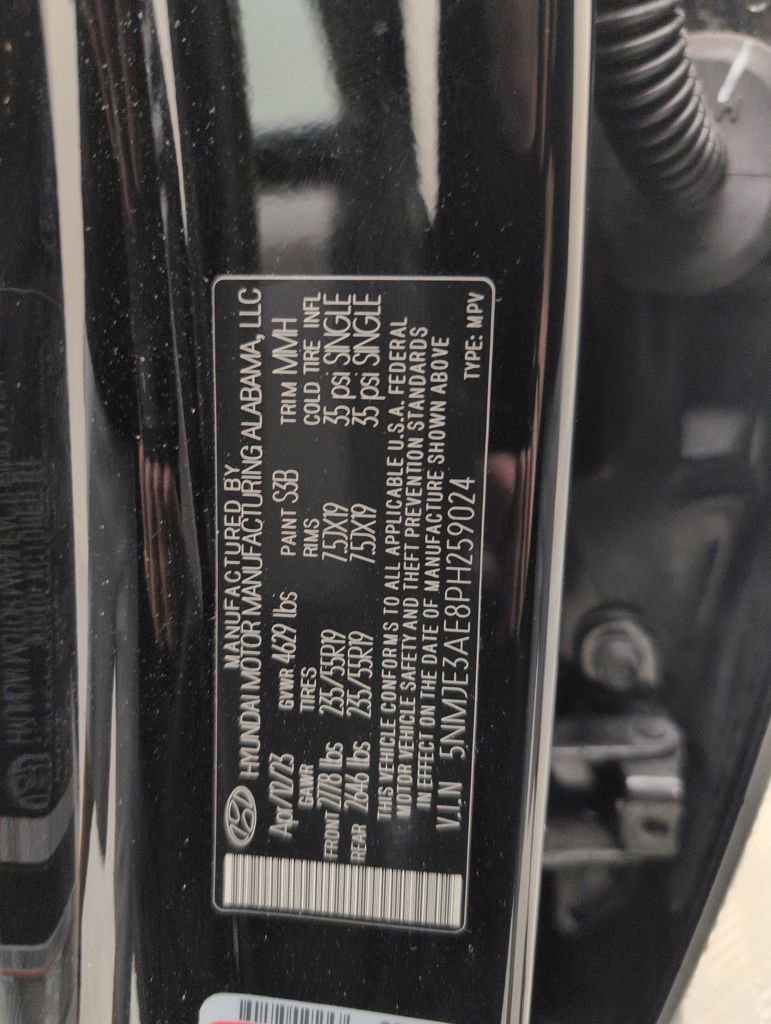 Used 2023 Hyundai Tucson Limited image 45