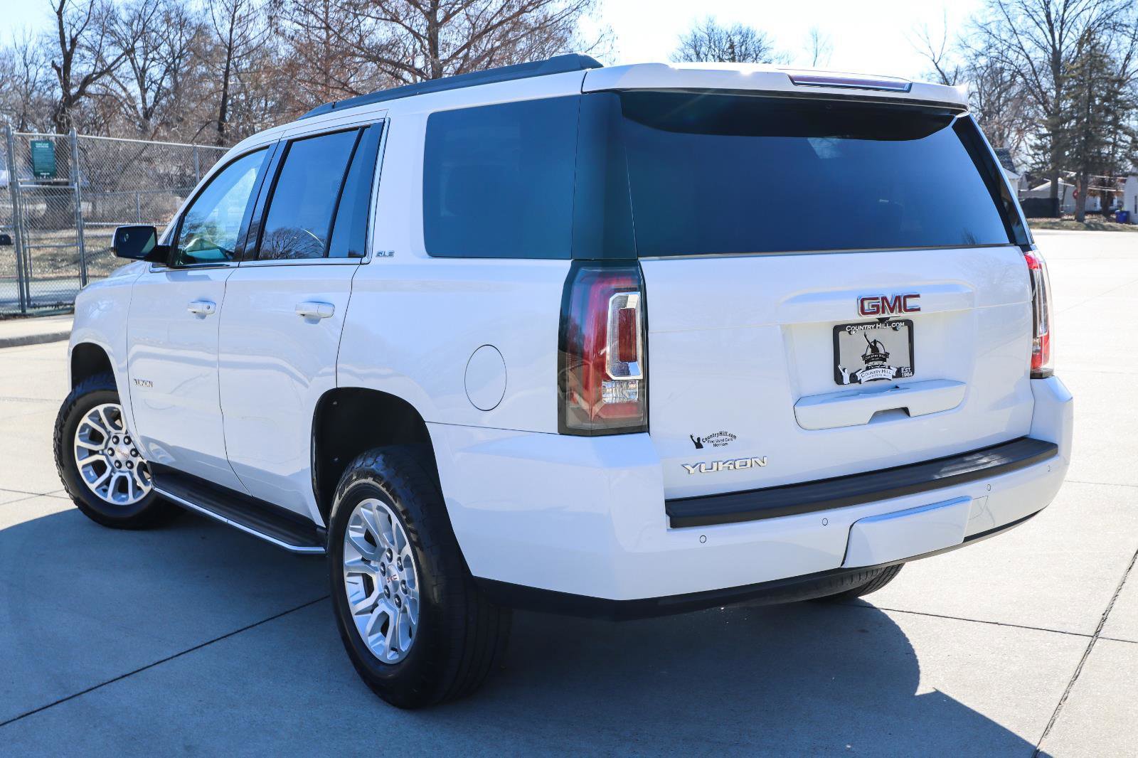 Used 2017 GMC Yukon SLE w/ Convenience Package image 15