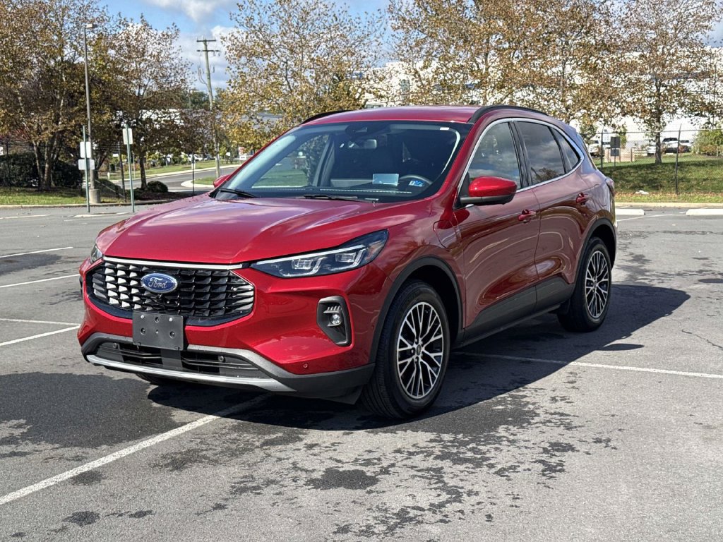 Used 2023 Ford Escape SE w/ PHEV Premium Package FWD image 20