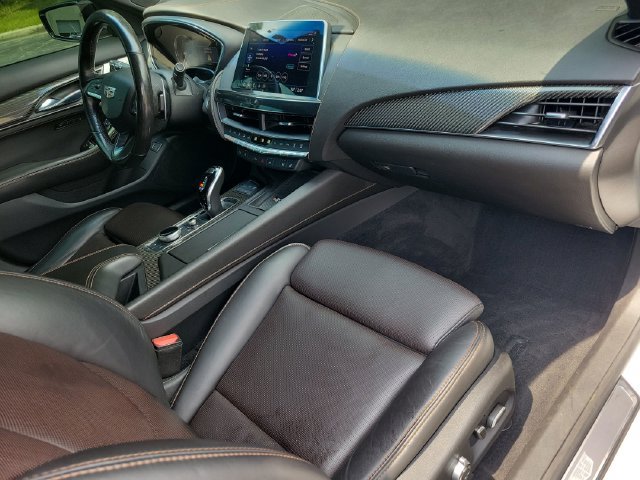 Used 2023 Cadillac CT5 Sport RWD image 13