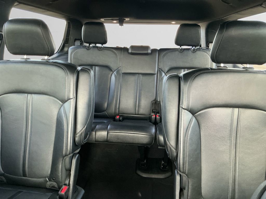 Used 2024 Jeep Wagoneer Series II image 13
