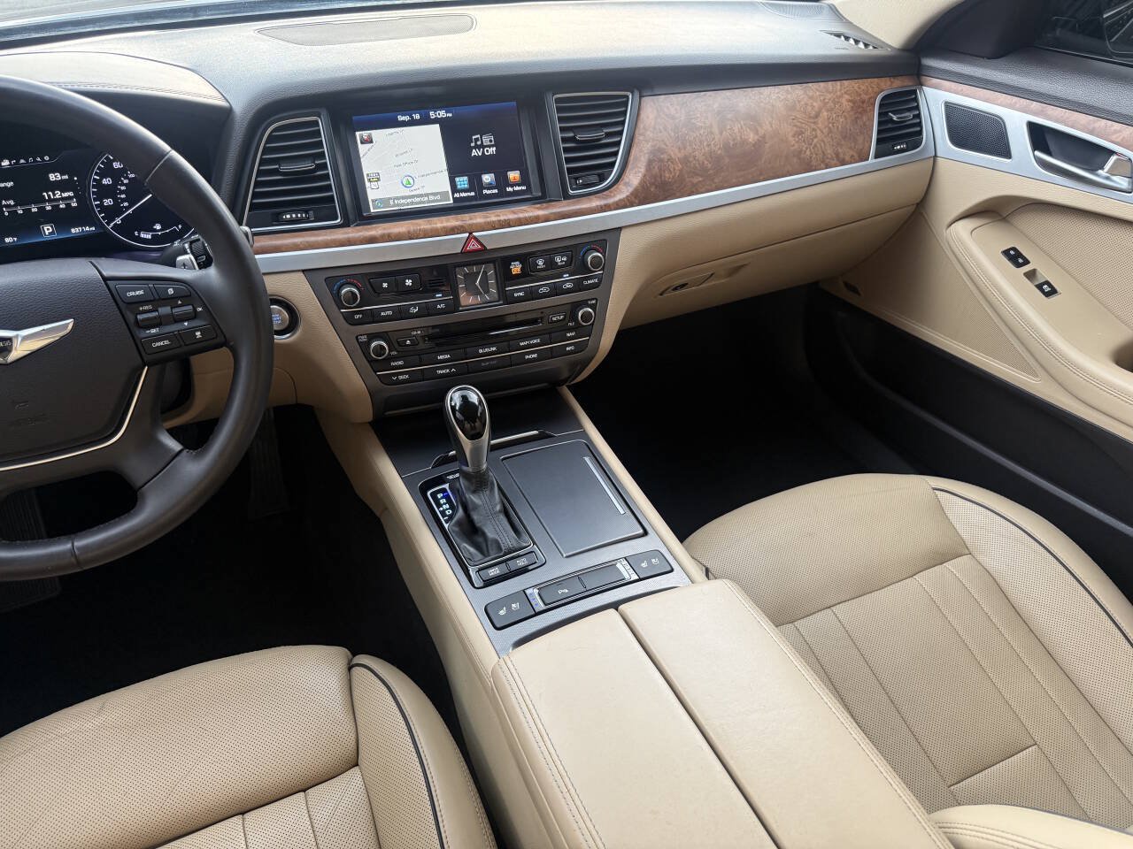 Used 2015 Hyundai Genesis 5.0 RWD image 19