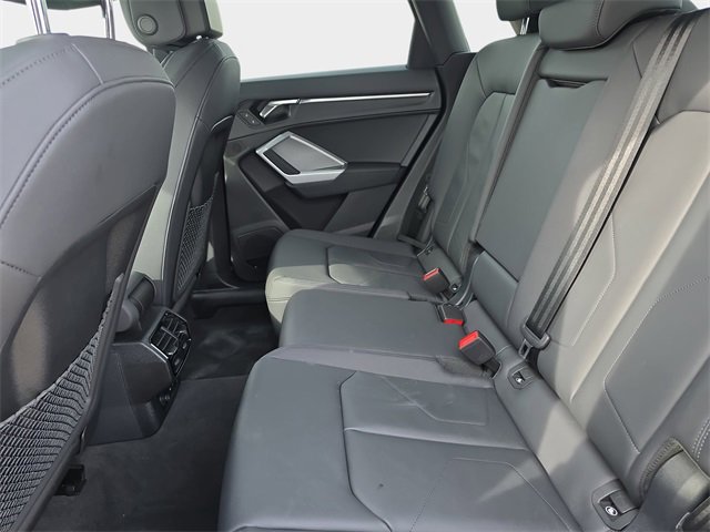 Used 2025 Audi Q3 2.0T Premium Plus w/ Premium Plus Package image 17