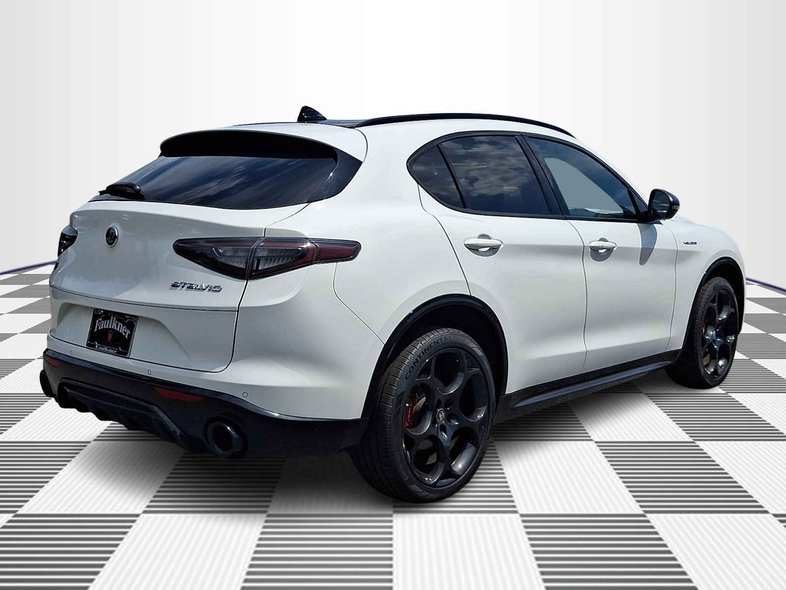 New 2025 Alfa Romeo Stelvio Sprint AWD/4WD image 6