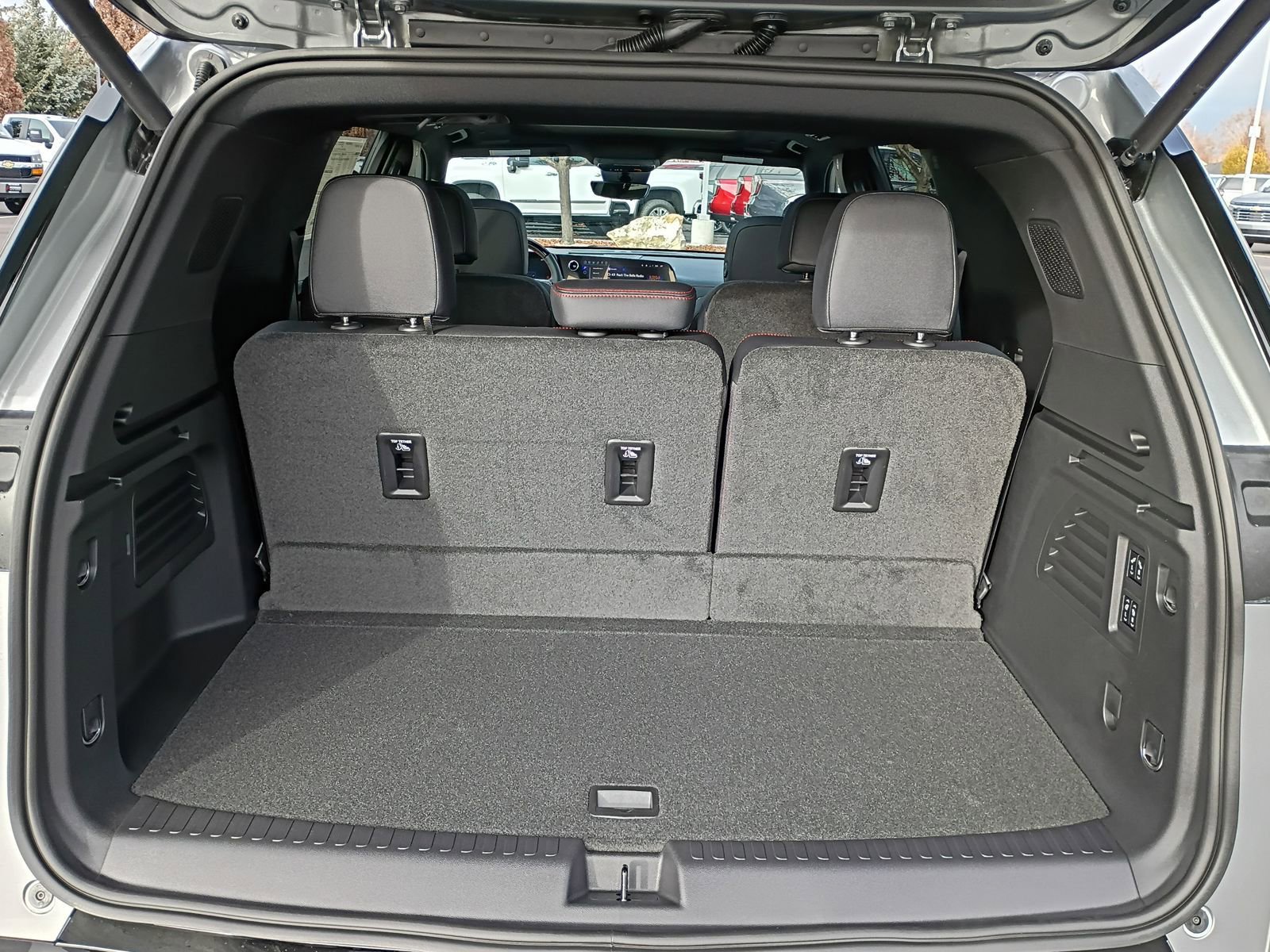 New 2026 Chevrolet Traverse RS image 24