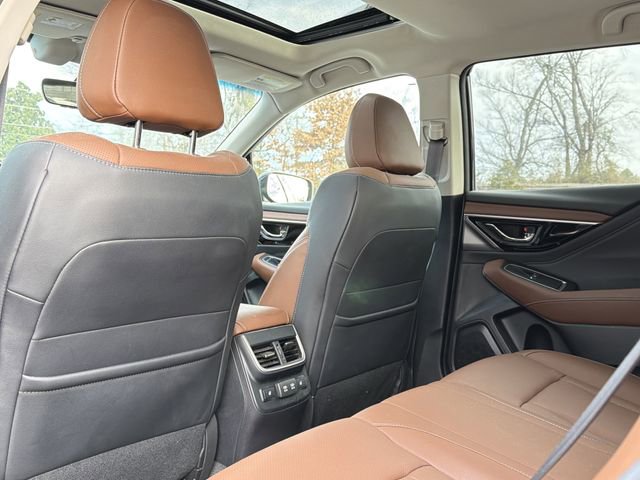 Used 2021 Subaru Outback Touring w/ Popular Package #2 image 13