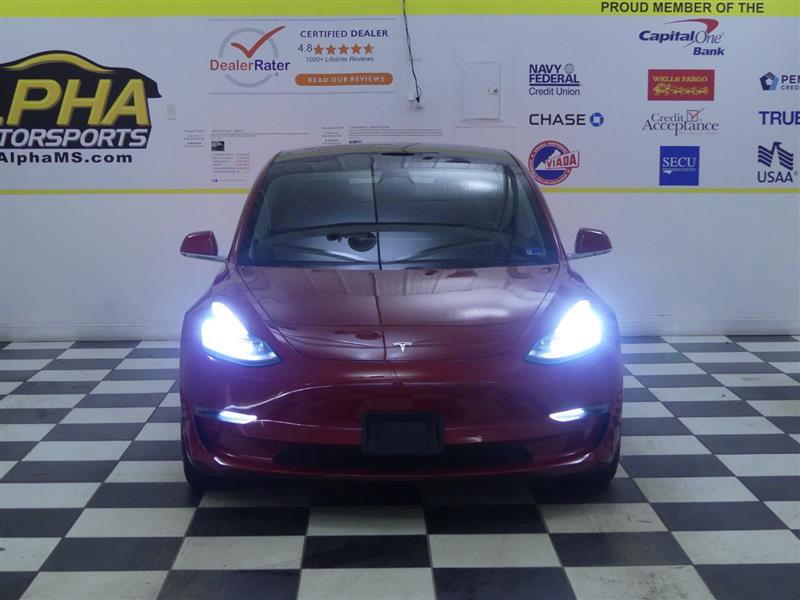 Used 2018 Tesla Model 3 Performance AWD/4WD image 2