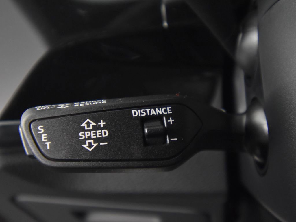 New 2025 Audi Q3 2.0T Premium image 26