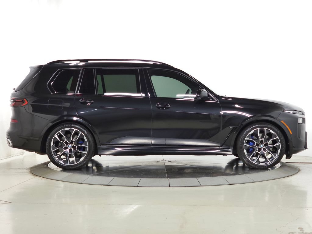 Used 2025 BMW X7 M60i AWD/4WD image 9