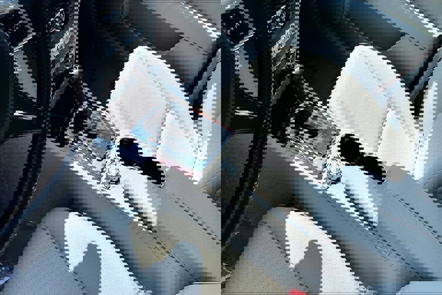 Used 2012 Mercedes-Benz C 300 4MATIC Sedan image 15