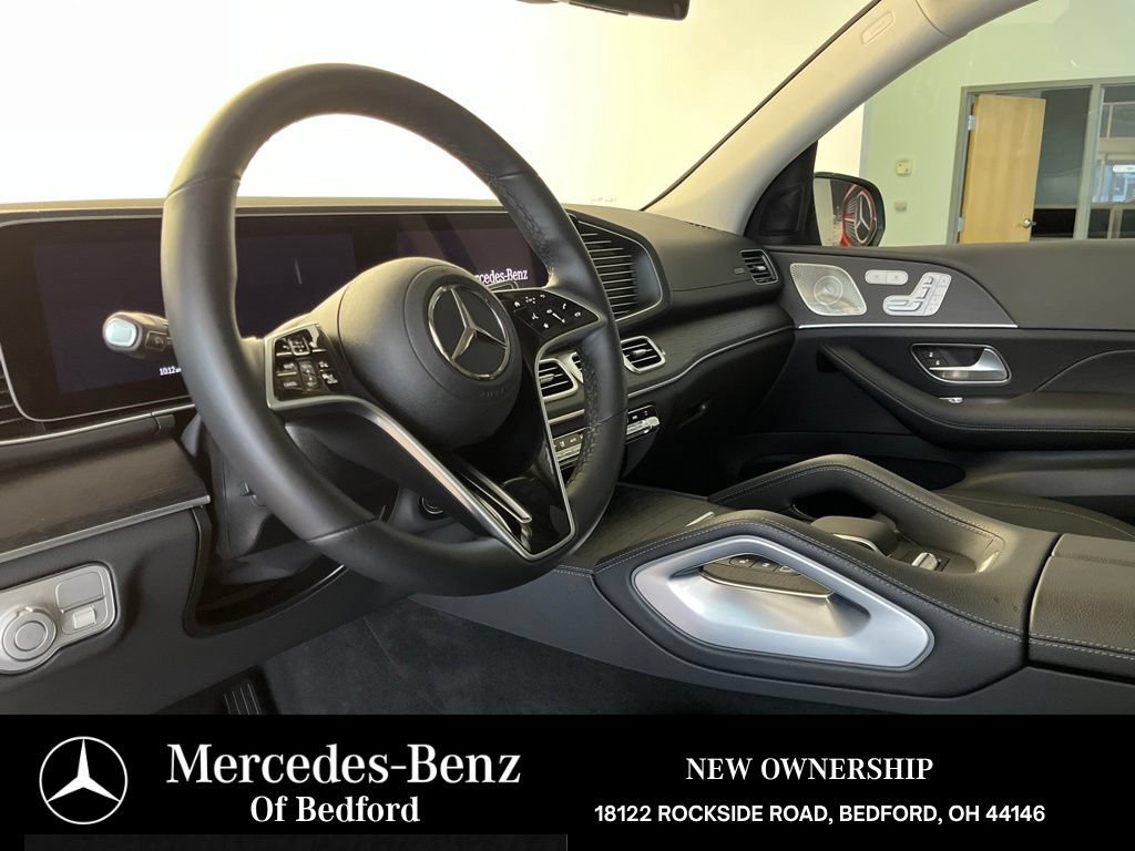 Used 2026 Mercedes-Benz GLS 450 4MATIC image 10
