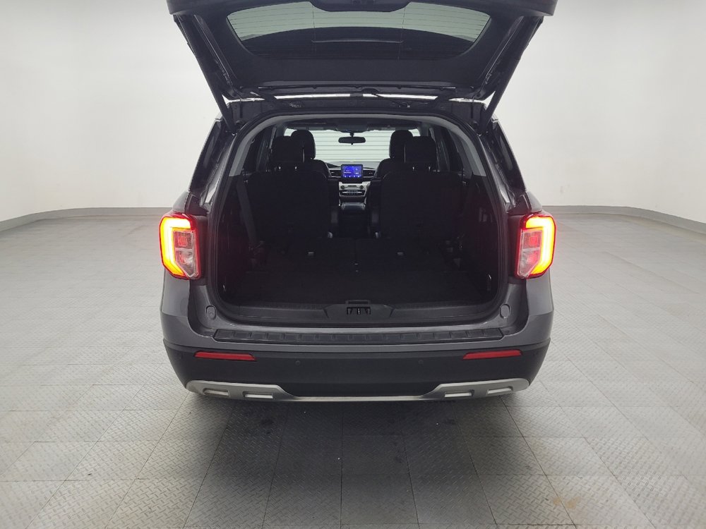 Used 2023 Ford Explorer XLT w/ Equipment Group 202A image 29