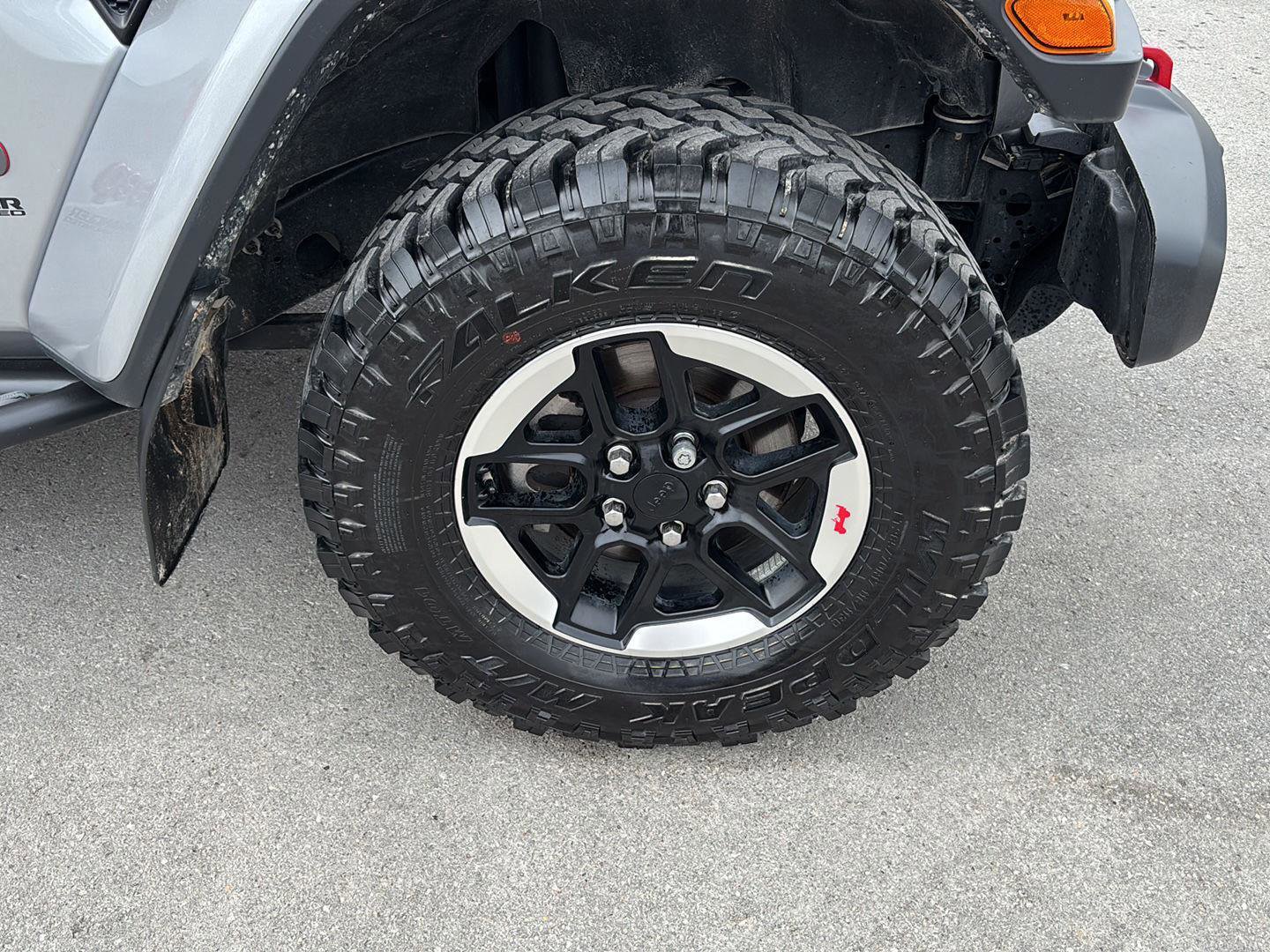 Used 2021 Jeep Wrangler Unlimited Rubicon w/ LED Lighting Group image 12