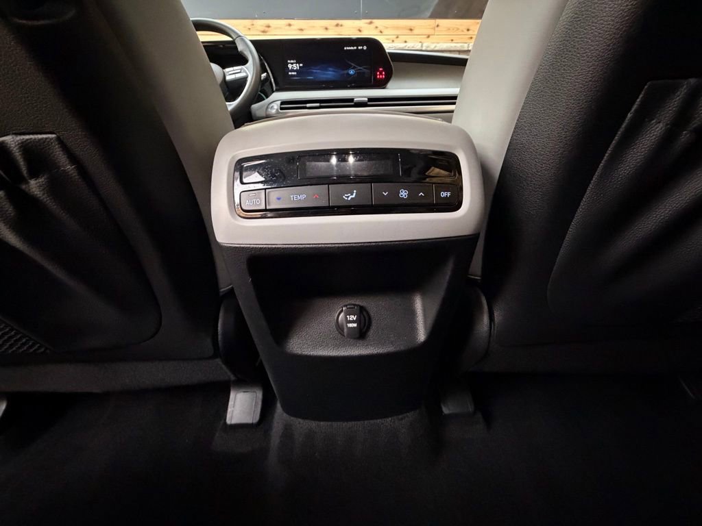Certified 2023 Hyundai Palisade SEL image 28