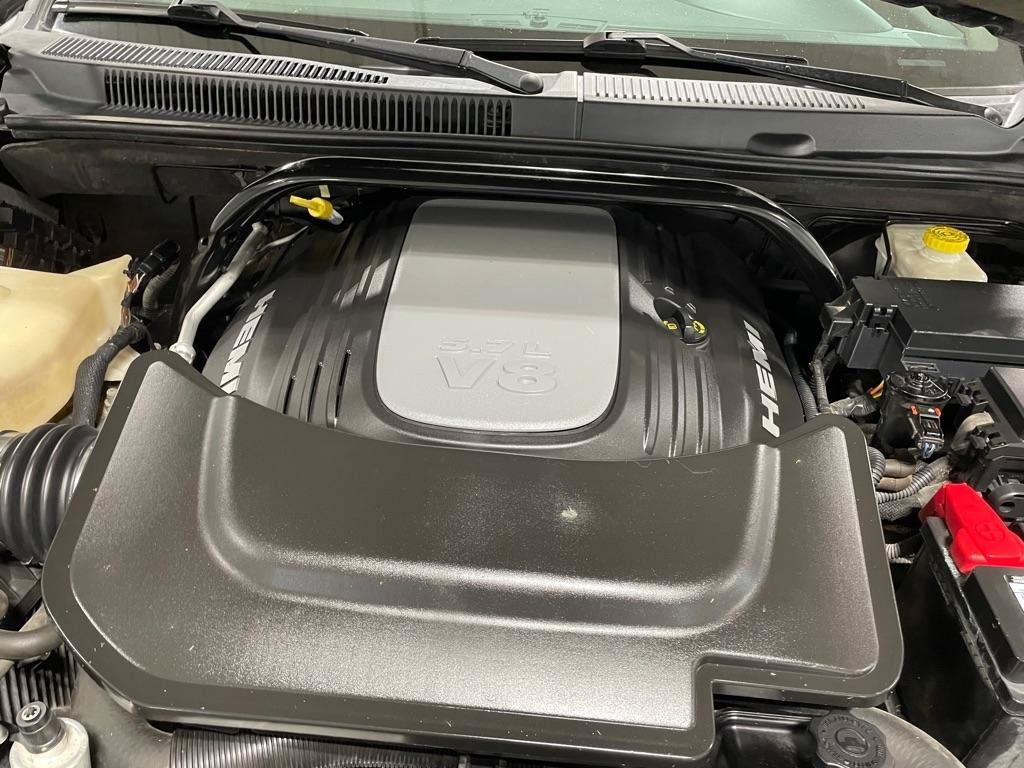 Used 2010 Jeep Grand Cherokee Limited w/ Trailer Tow Group IV AWD/4WD image 35