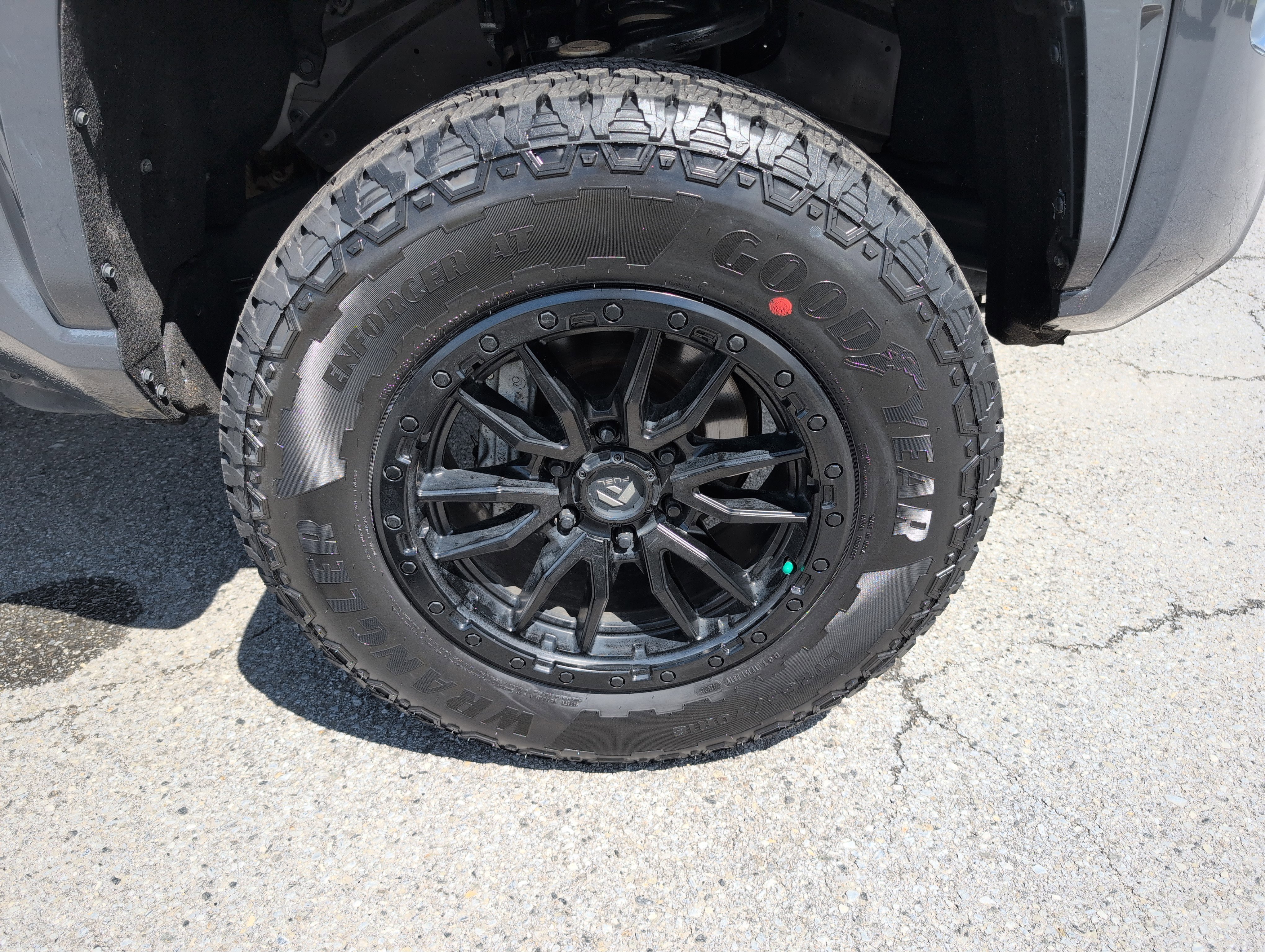 Used 2024 Toyota Tacoma SR5 AWD/4WD image 11