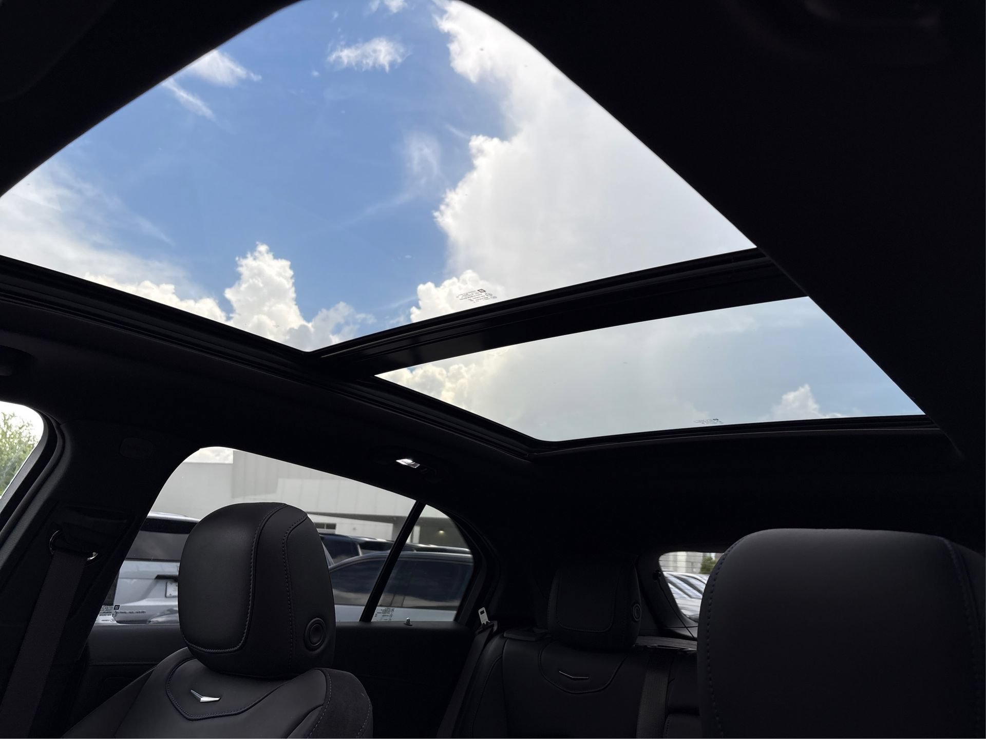 Certified 2024 Cadillac XT4 Sport FWD image 31