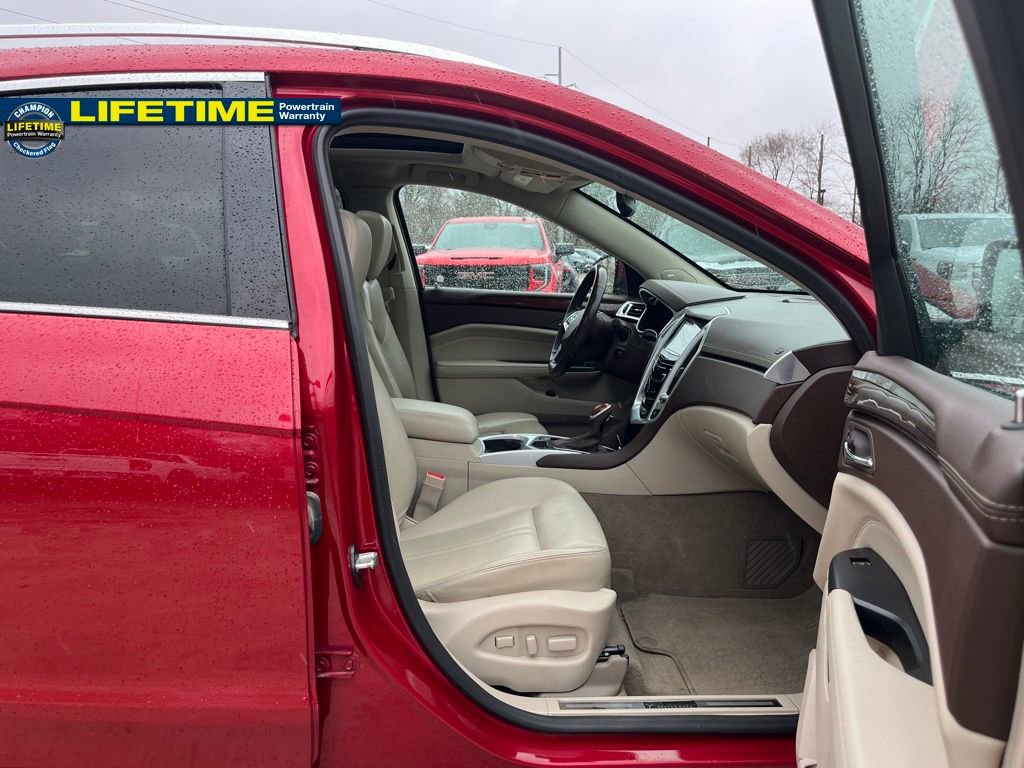 Used 2014 Cadillac SRX Luxury w/ Driver Awareness Package image 35
