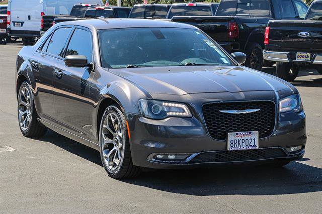 Used 2018 Chrysler 300 S image 5